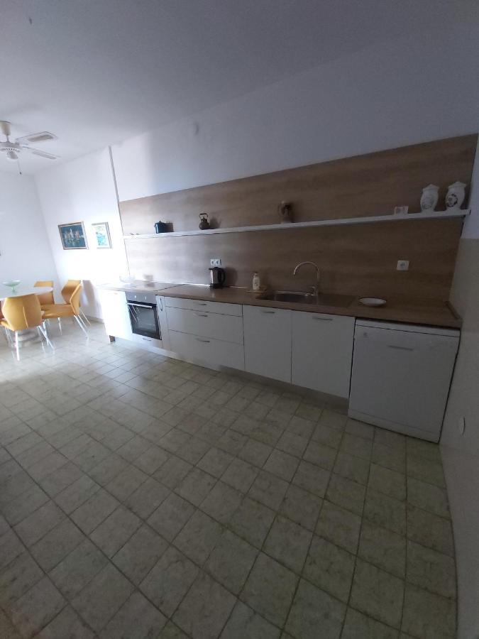 Apartments By The Sea Stanici, Omis - 1031 Tice Exteriör bild