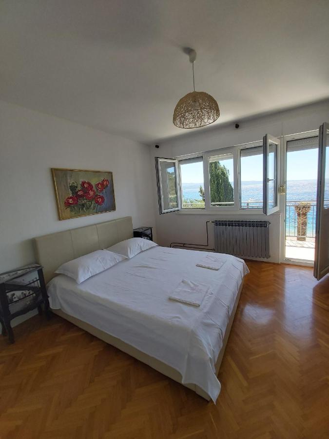 Apartments By The Sea Stanici, Omis - 1031 Tice Exteriör bild